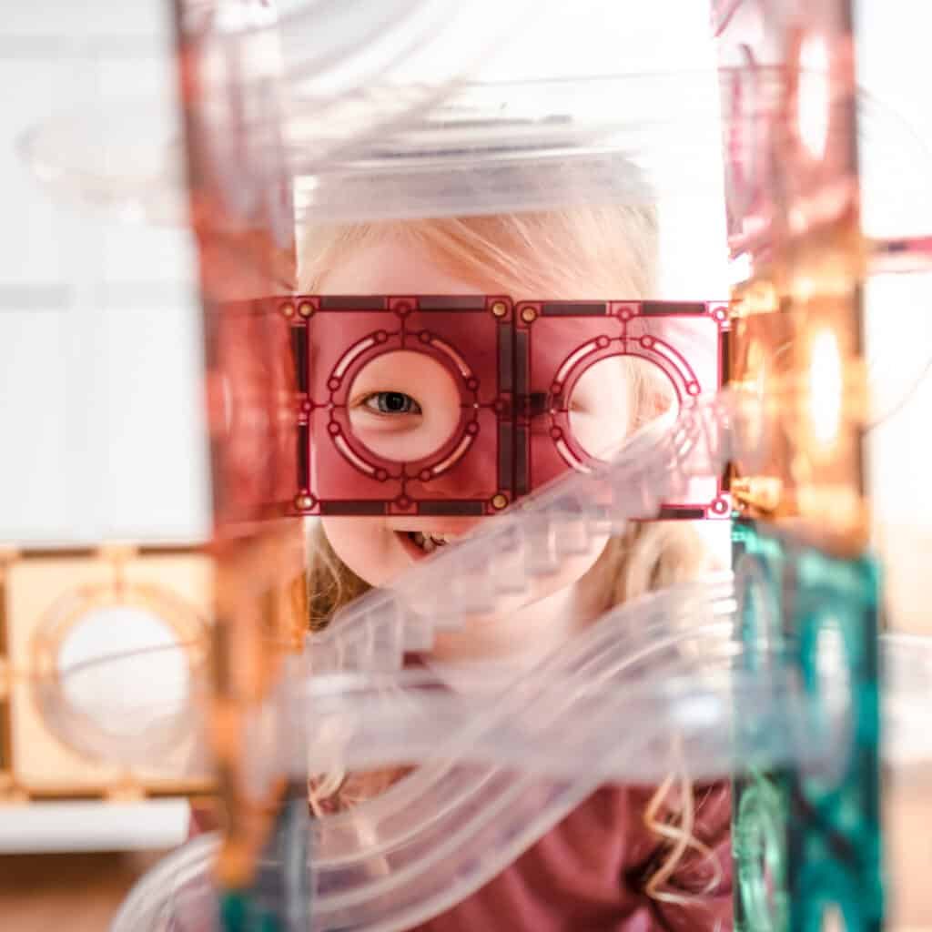 Connetix 106 vnt. Connetix pastelinis rutuliukų trasos rinkinys - Pastel Ball Run Pack - Uogų kopos