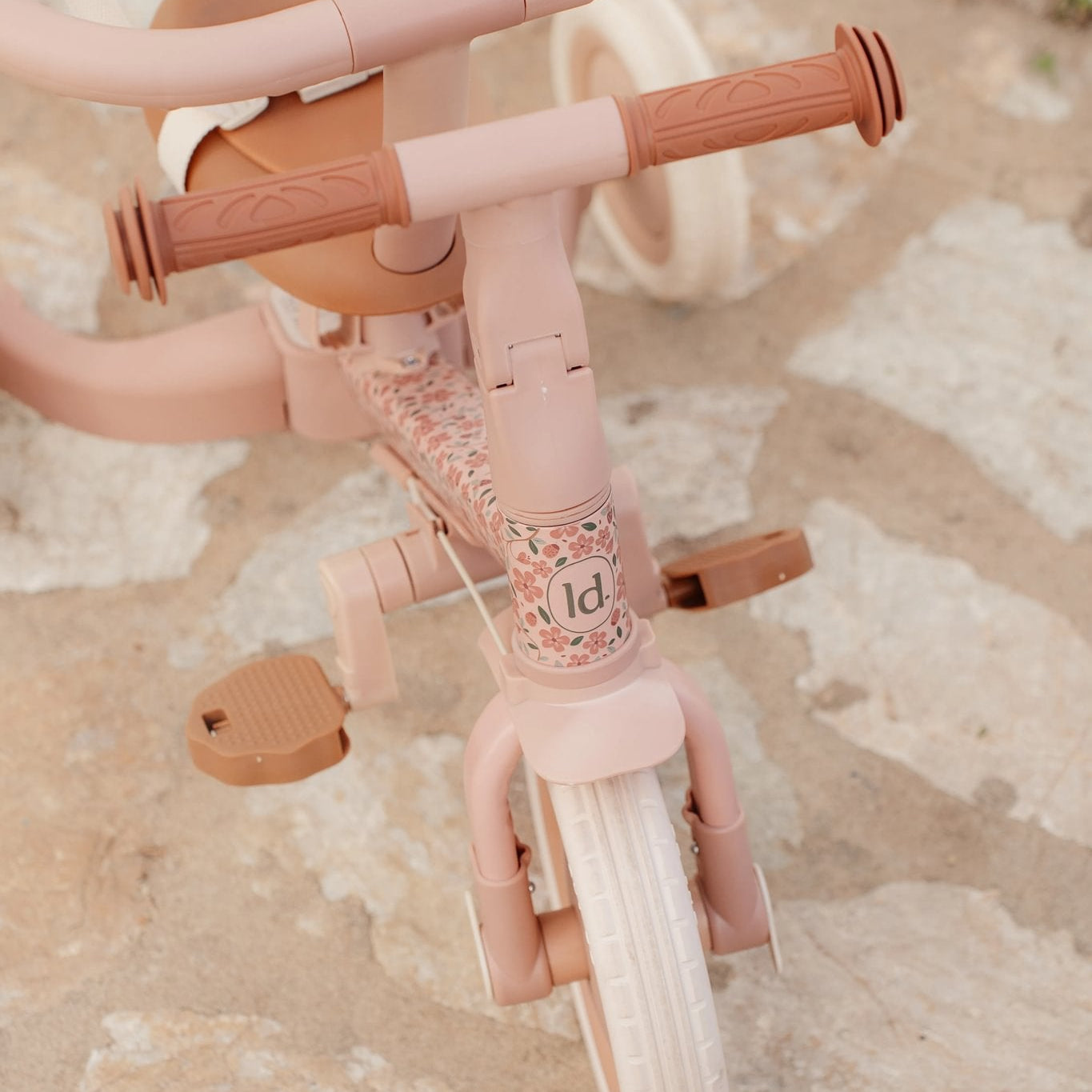 Little Dutch/Top Mark 4 in 1 Triratukas/Dviratukas „Fairy Floral" - Uogų kopos