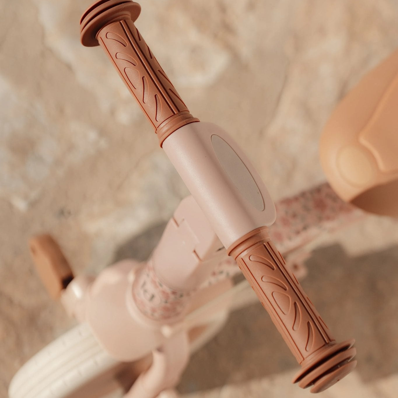 Little Dutch/Top Mark 4 in 1 Triratukas/Dviratukas „Fairy Floral" - Uogų kopos