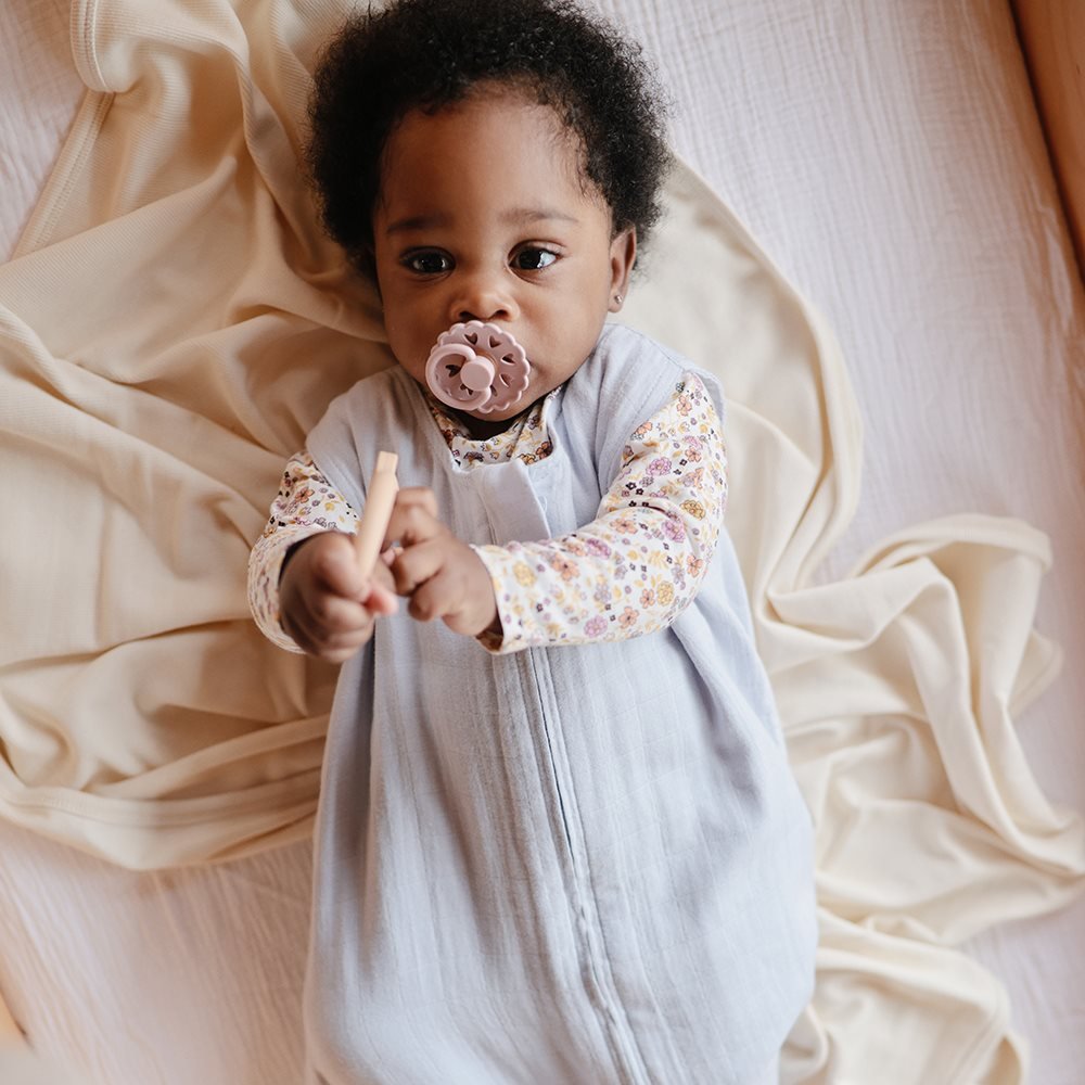 Mushie Antklodė/Pledukas kūdikiui - Dramblio kaulo spalva - Uogų kopos