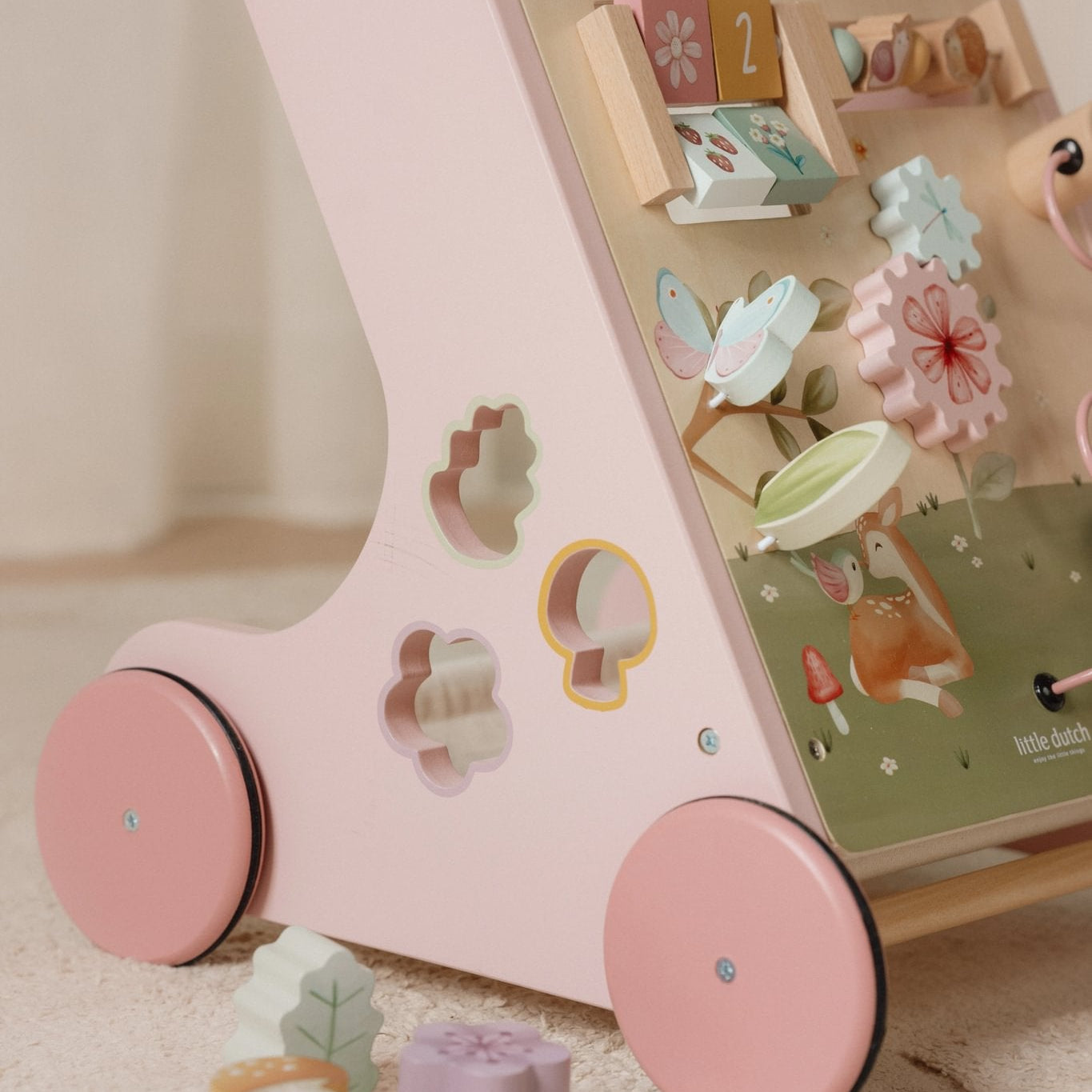 Little Dutch Daugiafunkcinė vaikštynė „Fairy Garden“ - Uogų kopos