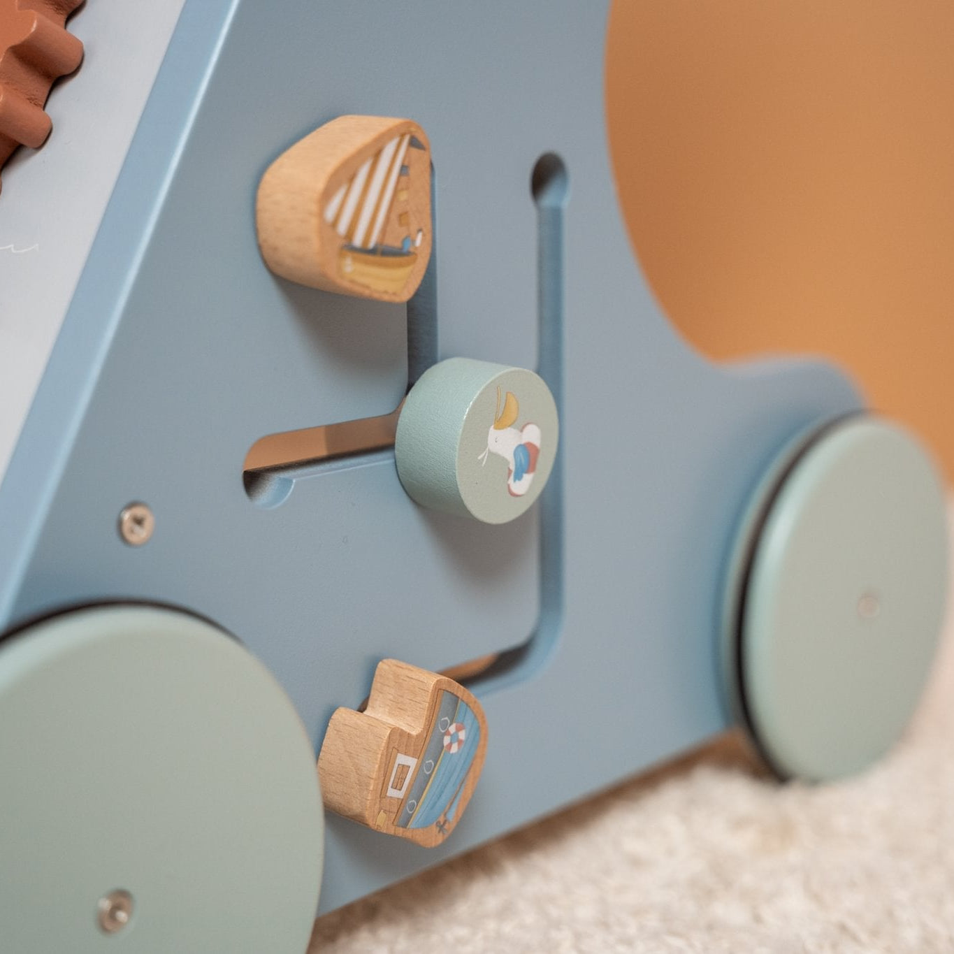 Little Dutch Daugiafunkcinė vaikštynė „Sailors Bay" - Uogų kopos