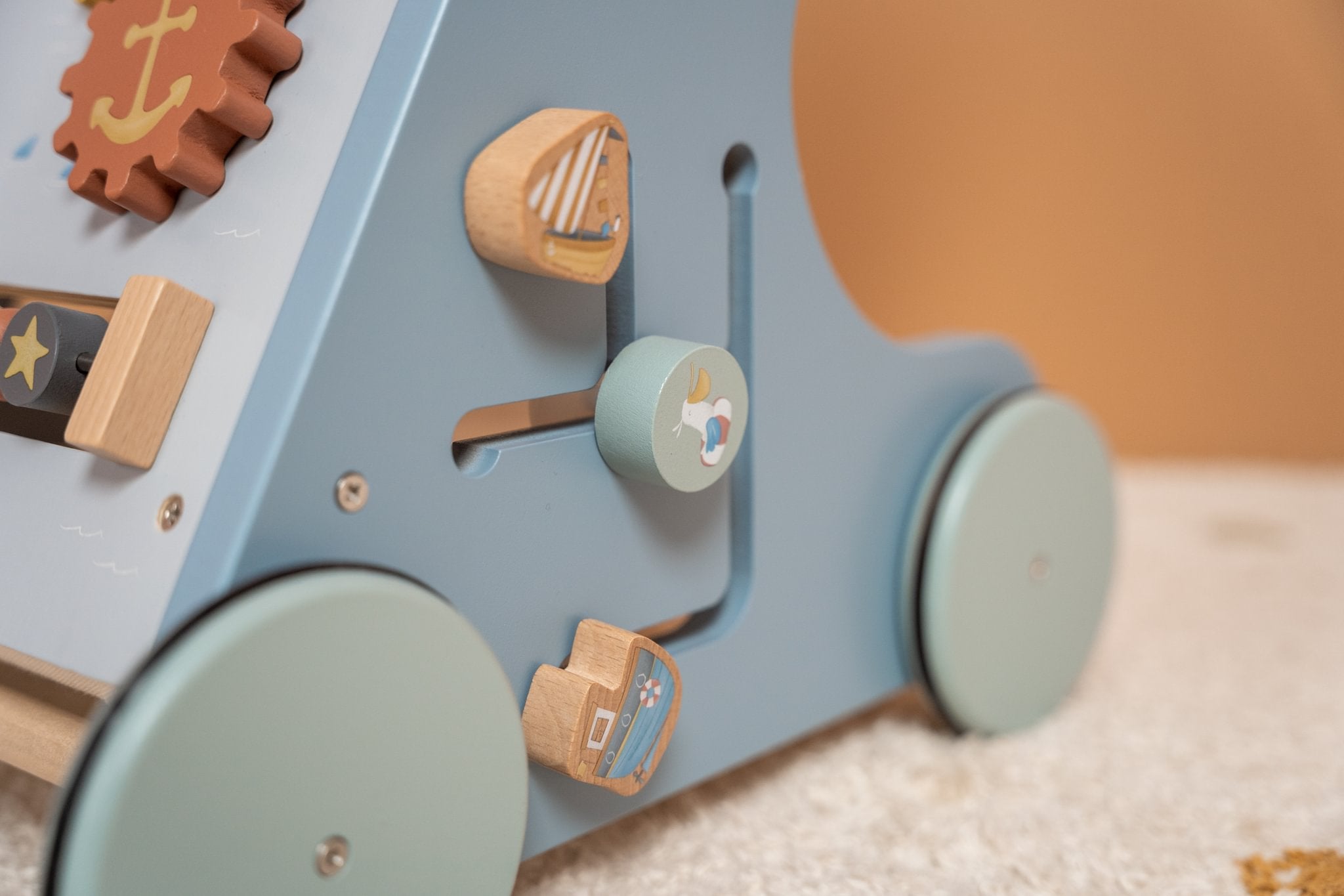 Little Dutch Daugiafunkcinė vaikštynė „Sailors Bay" - Uogų kopos