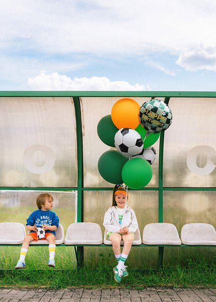 PartyDeco Folinis balionas „Futbolo kamuolys“, 35cm - Uogų kopos