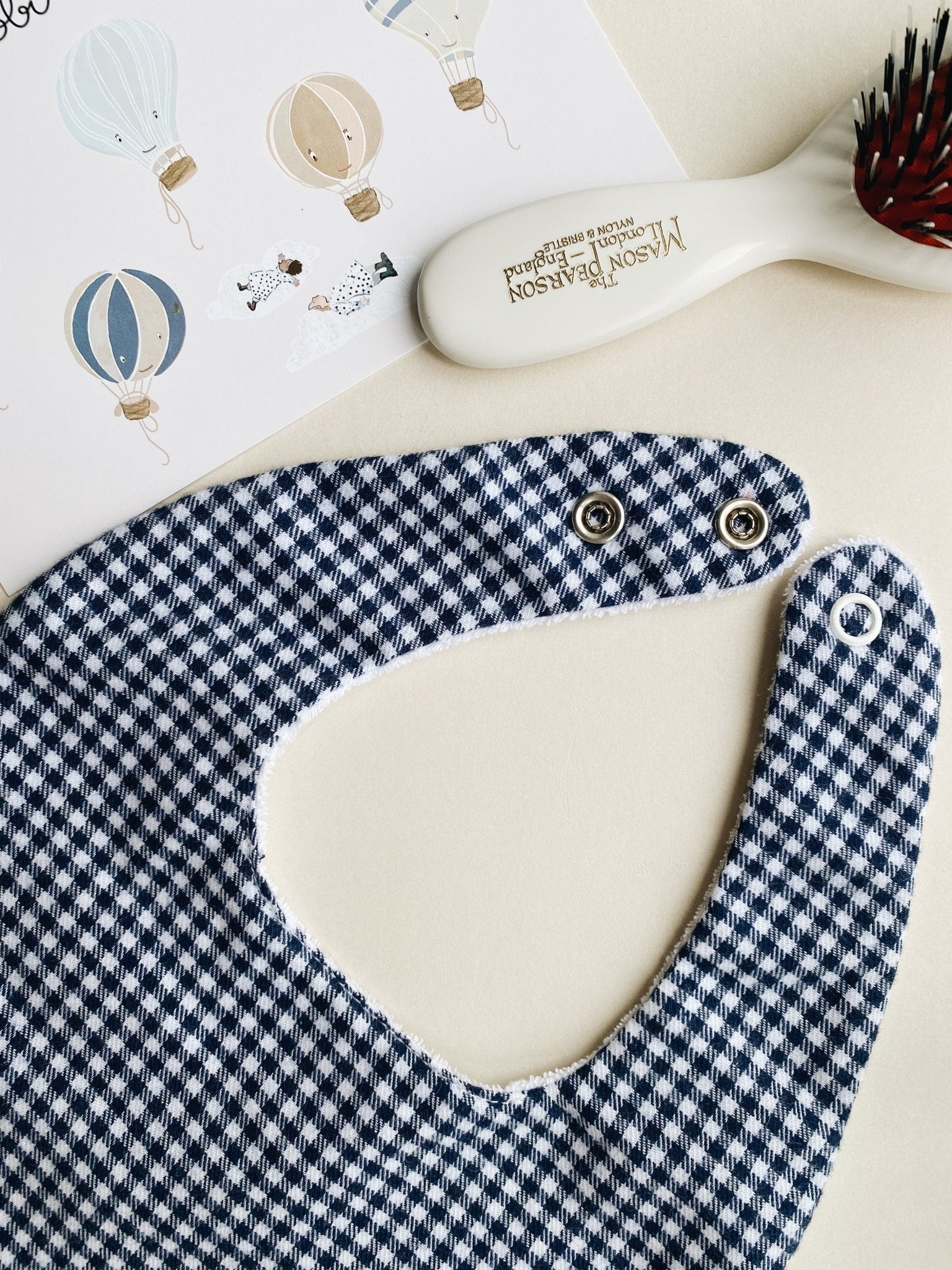 Bobbi Balloon Languoto rašto seilinukas - Uogų kopos