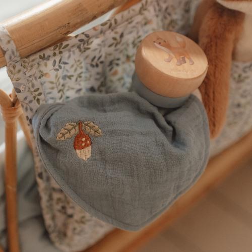 Little Dutch Lietaus barškutis "Miško draugai" - Uogų kopos