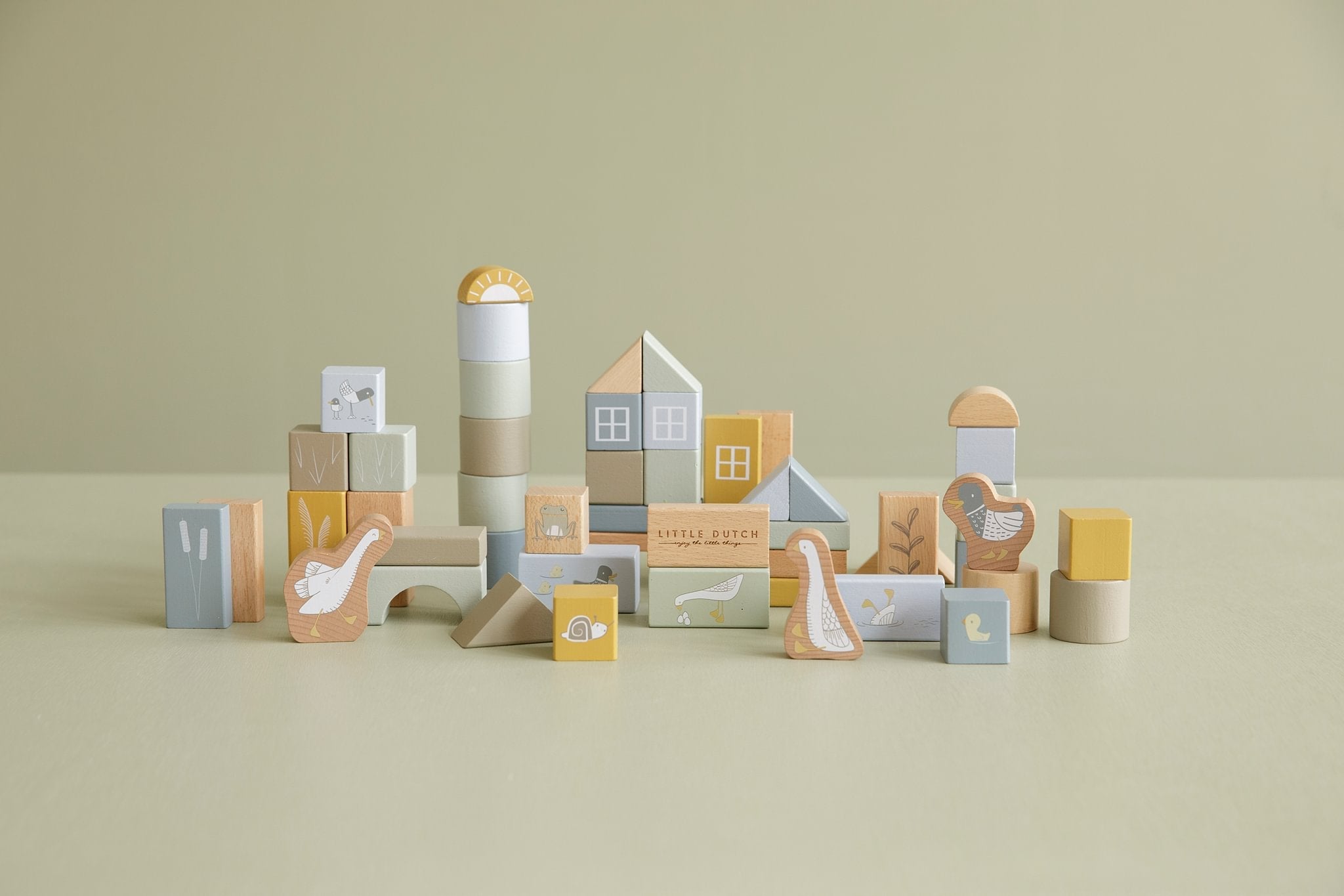 Little Dutch Medinės kaladėlės „Little Farm" - Uogų kopos