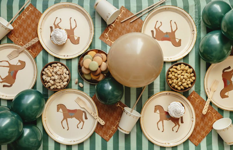 PartyDeco Mediniai stalo įrankiai „Žvaigždės“, 16 cm, 18 vnt. - Uogų kopos