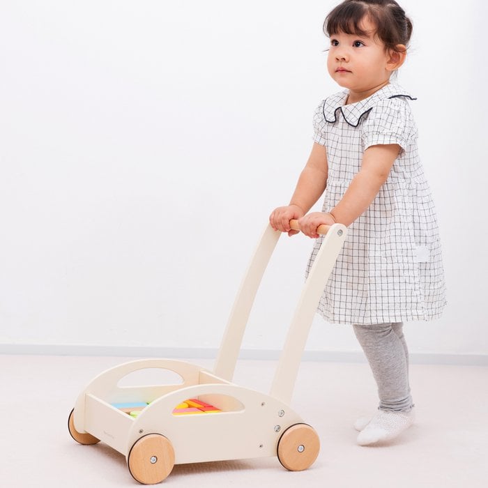 New Classic Toys Medinis stumdukas su kaladėlėmis - Baltas - Uogų kopos