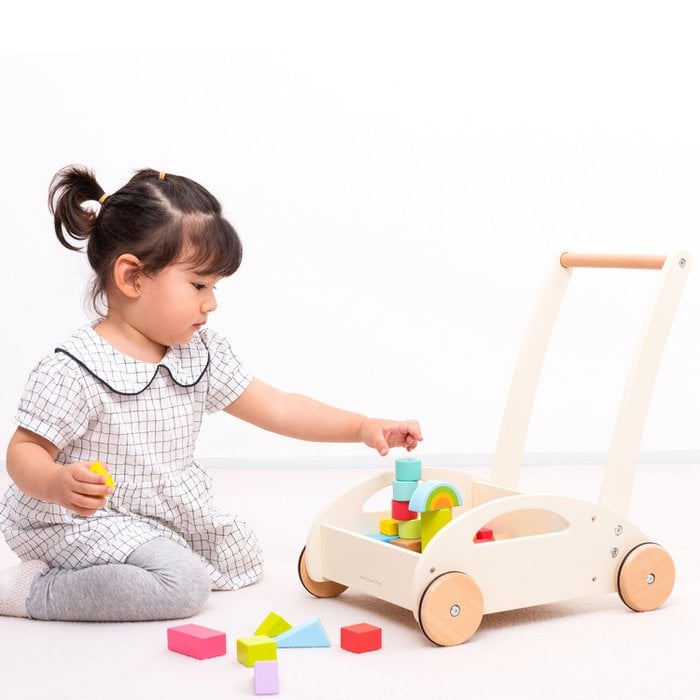 New Classic Toys Medinis stumdukas su kaladėlėmis - Baltas - Uogų kopos