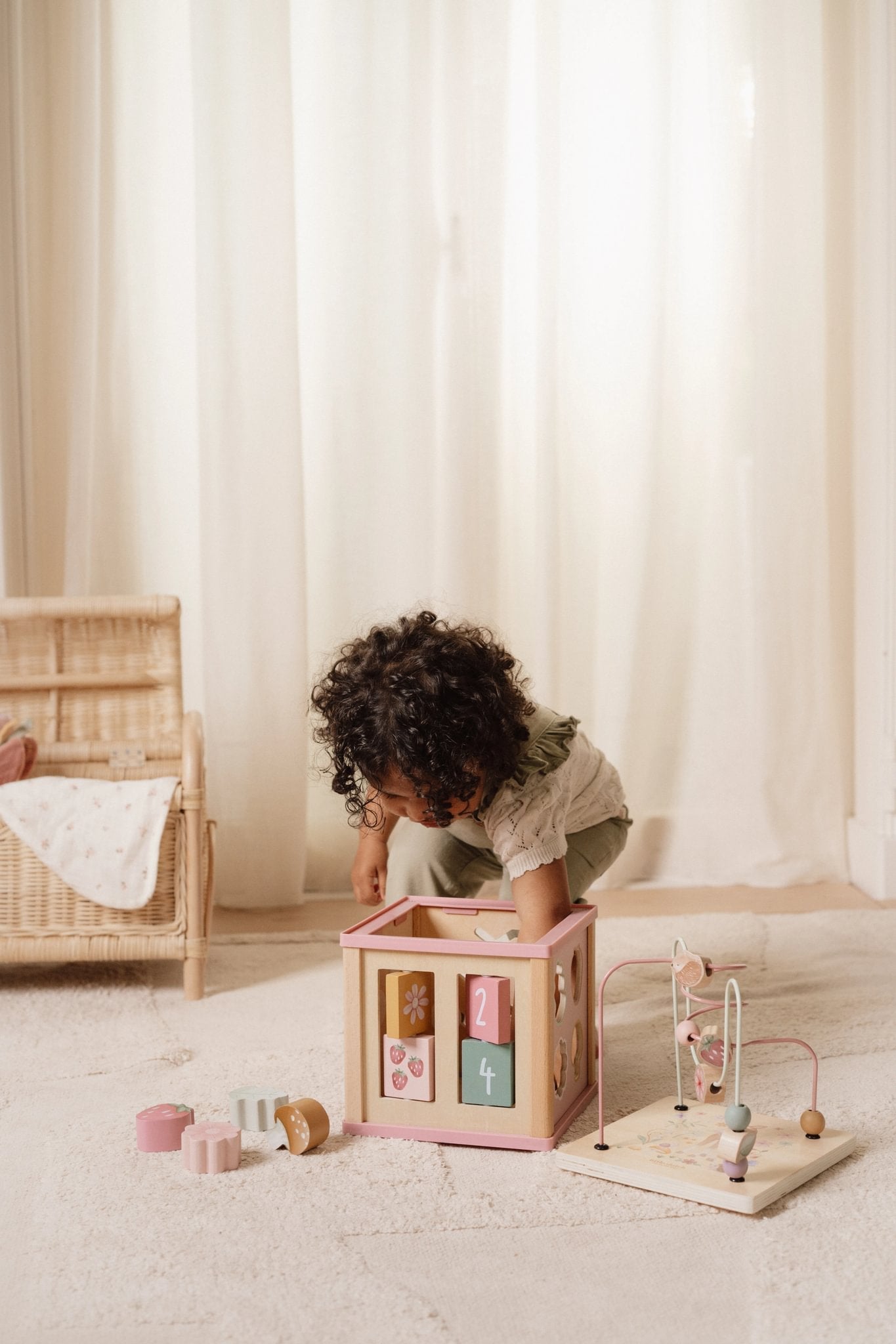 Little Dutch Medinis veiklos kubas „Fairy Garden“ - Uogų kopos