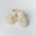 Vilaurita Merino vilnos batukai 10 cm. - Smėlinė/Balta - Uogų kopos