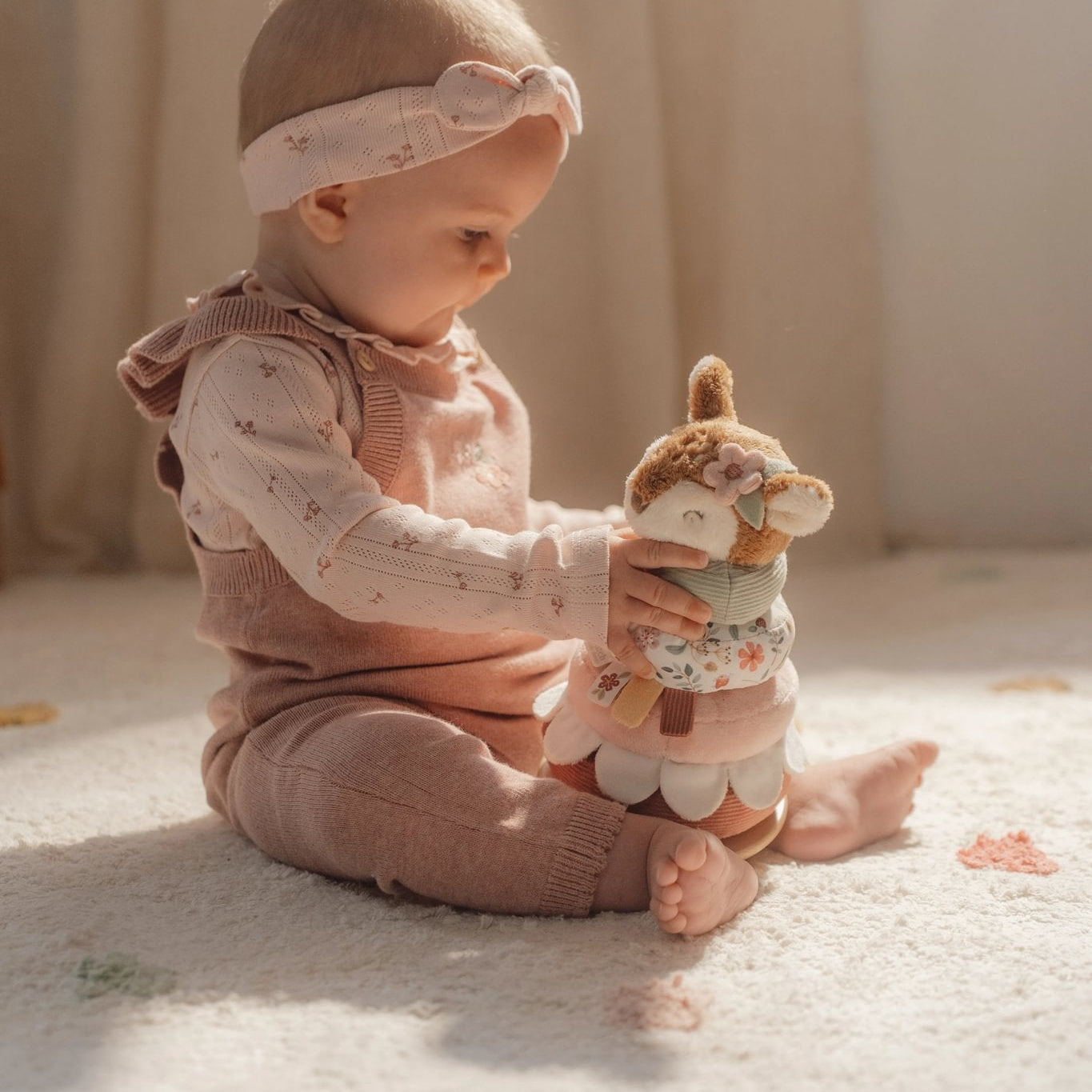 Little Dutch Minkšta dėliojimo piramidė „Fairy Garden“ - Uogų kopos