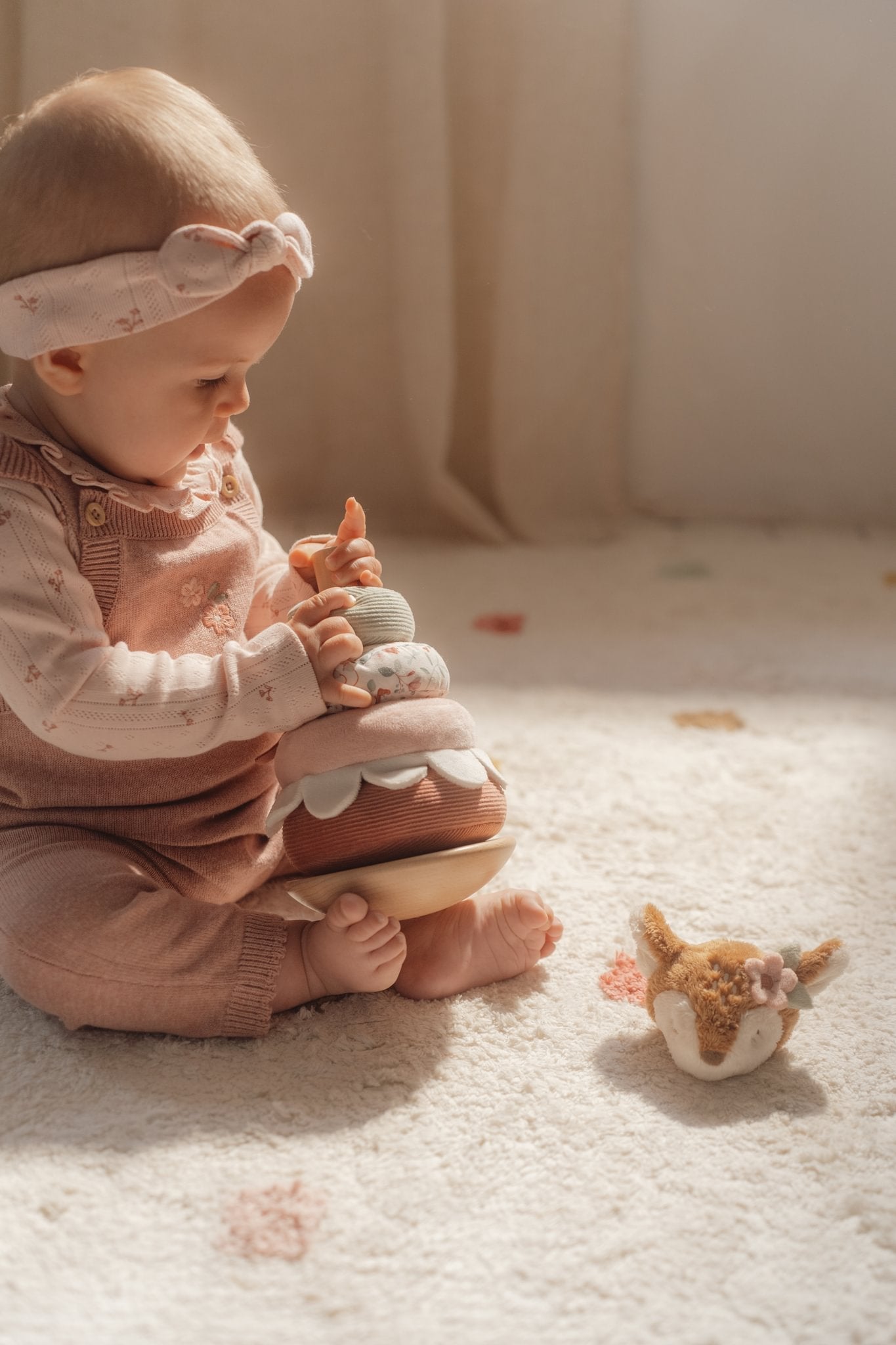 Little Dutch Minkšta dėliojimo piramidė „Fairy Garden“ - Uogų kopos