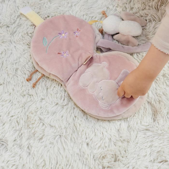 NATTOU Minkšta veiklos knygelė - Drugelis - Uogų kopos