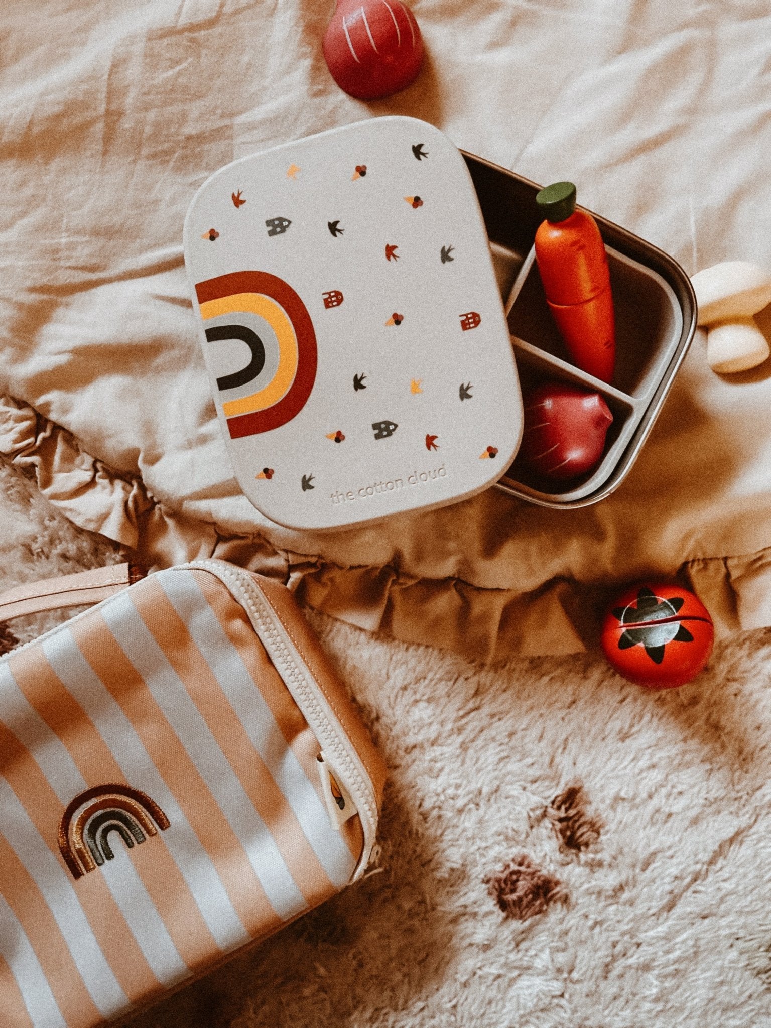 The Cotton Cloud Nerūdijančio plieno užkandžių dėžutė - Rainbow - Uogų kopos