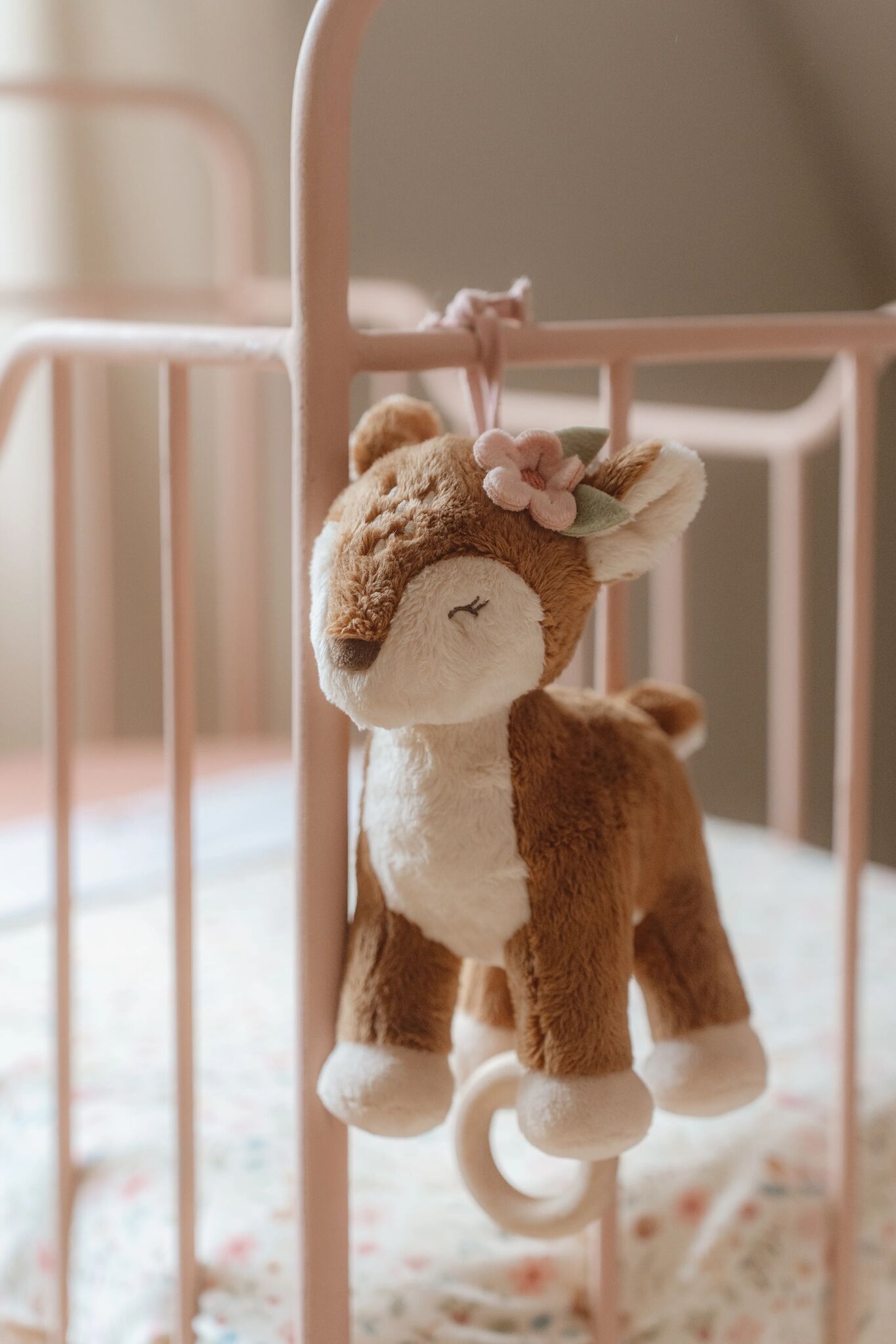 Little Dutch Pakabinamas muzikinis elniukas „Fairy Garden“ - Uogų kopos