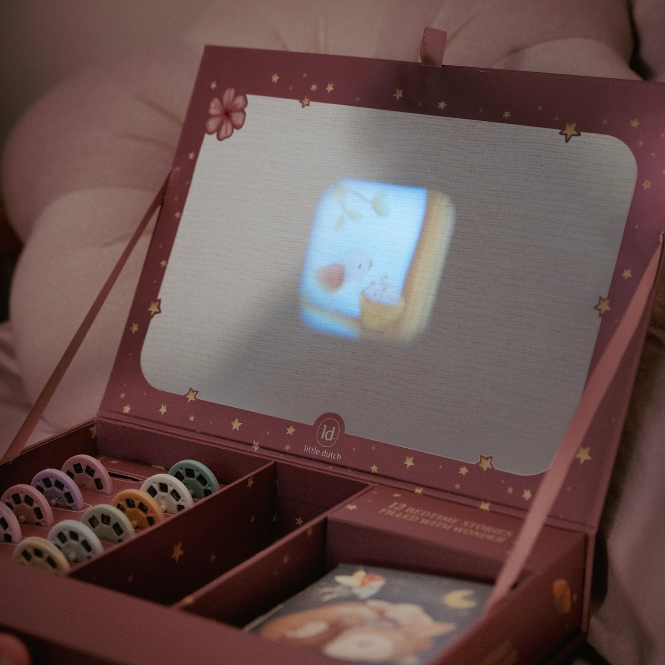 Little Dutch Pasakų projektorius „Fairy Garden“ - Uogų kopos