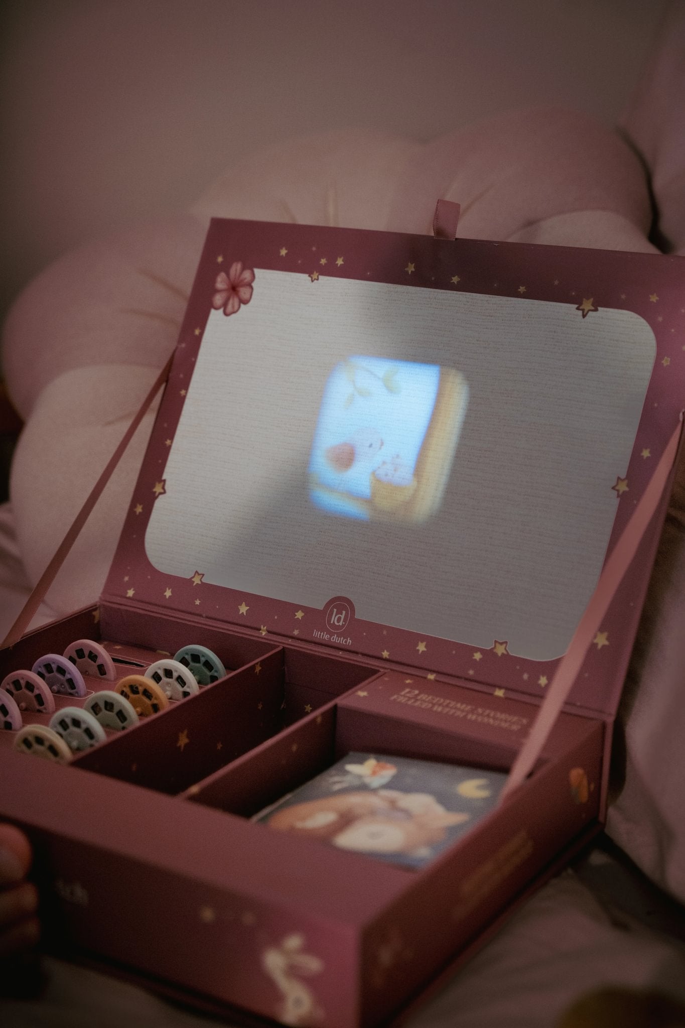 Little Dutch Pasakų projektorius „Fairy Garden“ - Uogų kopos