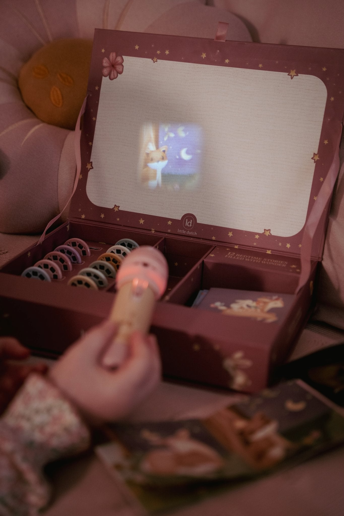 Little Dutch Pasakų projektorius „Fairy Garden“ - Uogų kopos