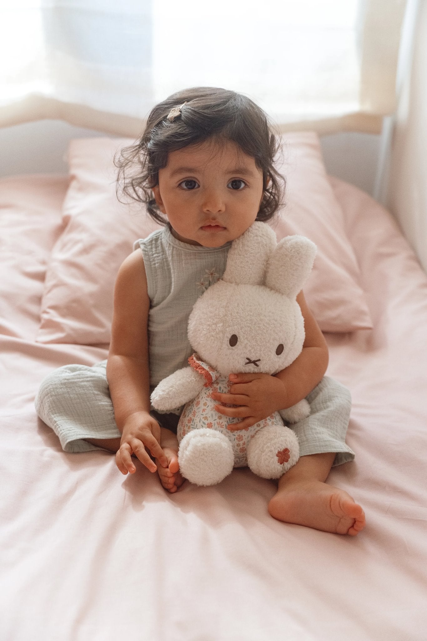 Little Dutch Pliušinis triušiukas 30cm - Lucky Blossom - Uogų kopos