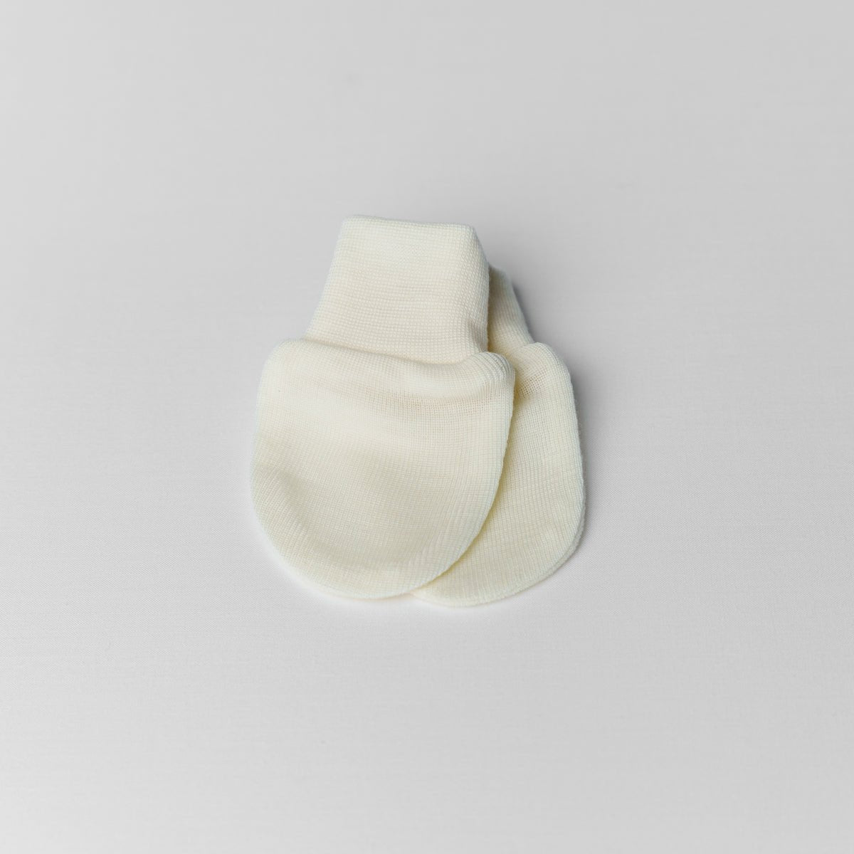 Vilaurita Plonos merino vilnos ir šilko pirštinėlės - Uogų kopos