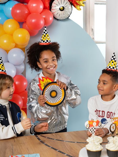 PartyDeco Popierinės lėkštutės „Ratas“, 26,5 x 18 cm - Uogų kopos