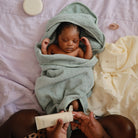 Mushie Rankšluostis su gaubtu - Dangaus mėlyna - Uogų kopos