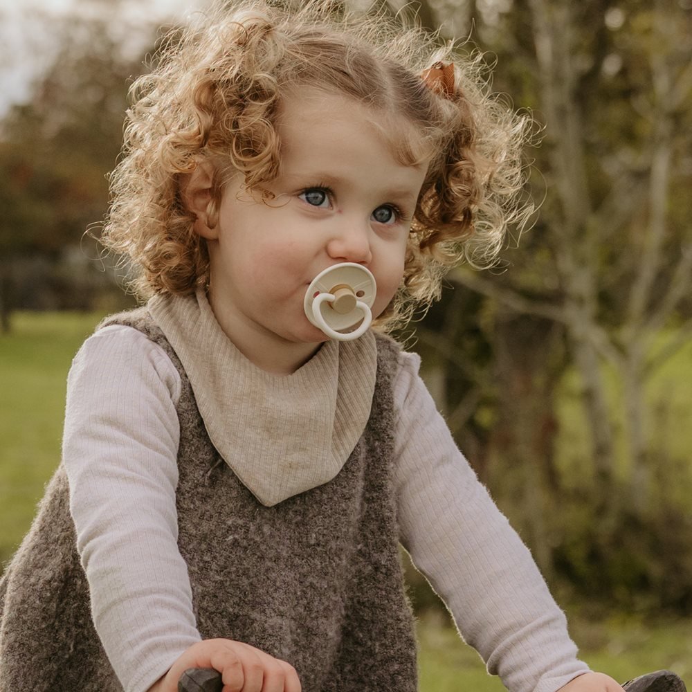 FRIGG Rope/Little Viking čiulptukai 4vnt. - apvalūs lateksiniai - Cream - 2 dydis - Uogų kopos