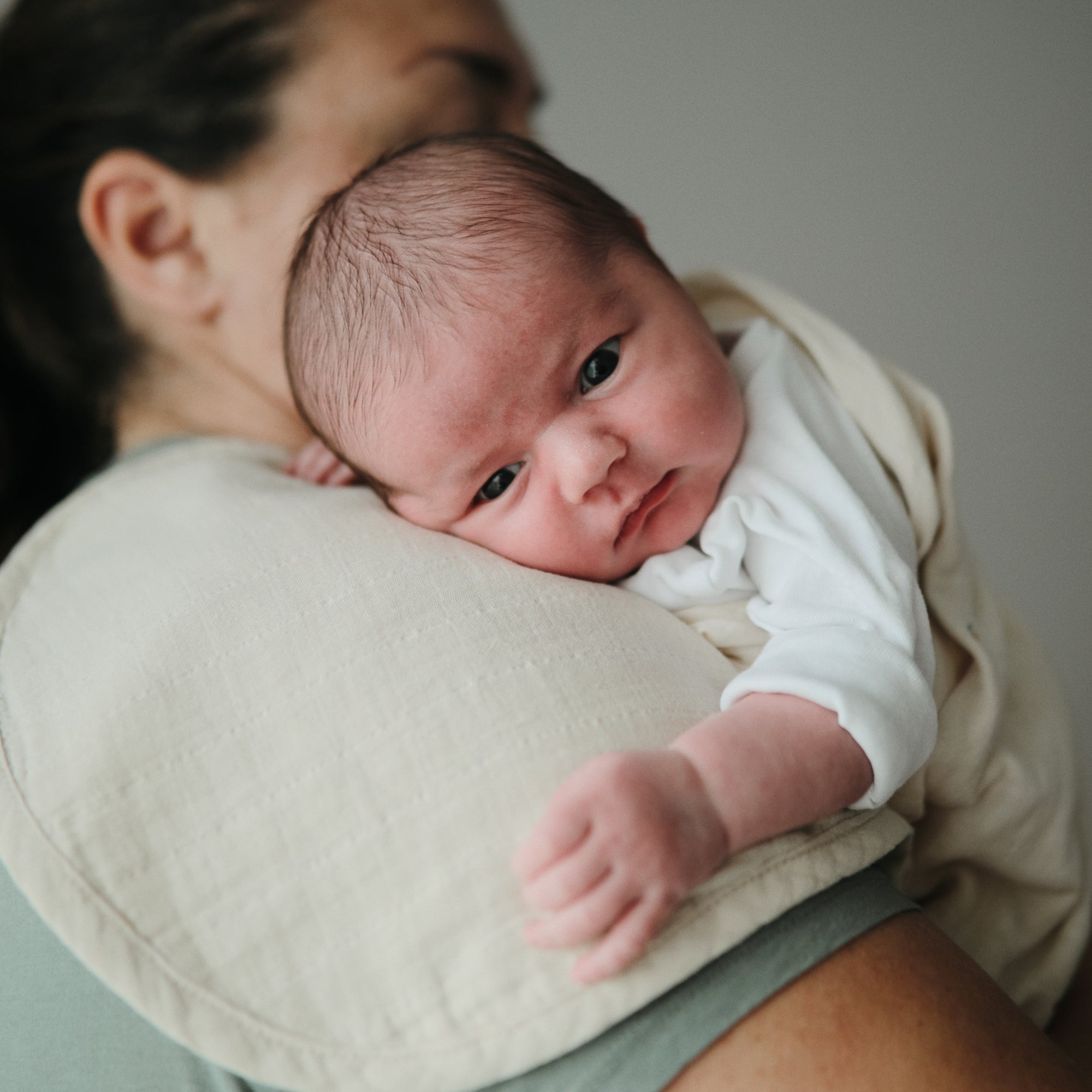 Mushie Seilinukas kūdikiui 2vnt. - Žalia/Smėlinė, 80x100cm - Uogų kopos