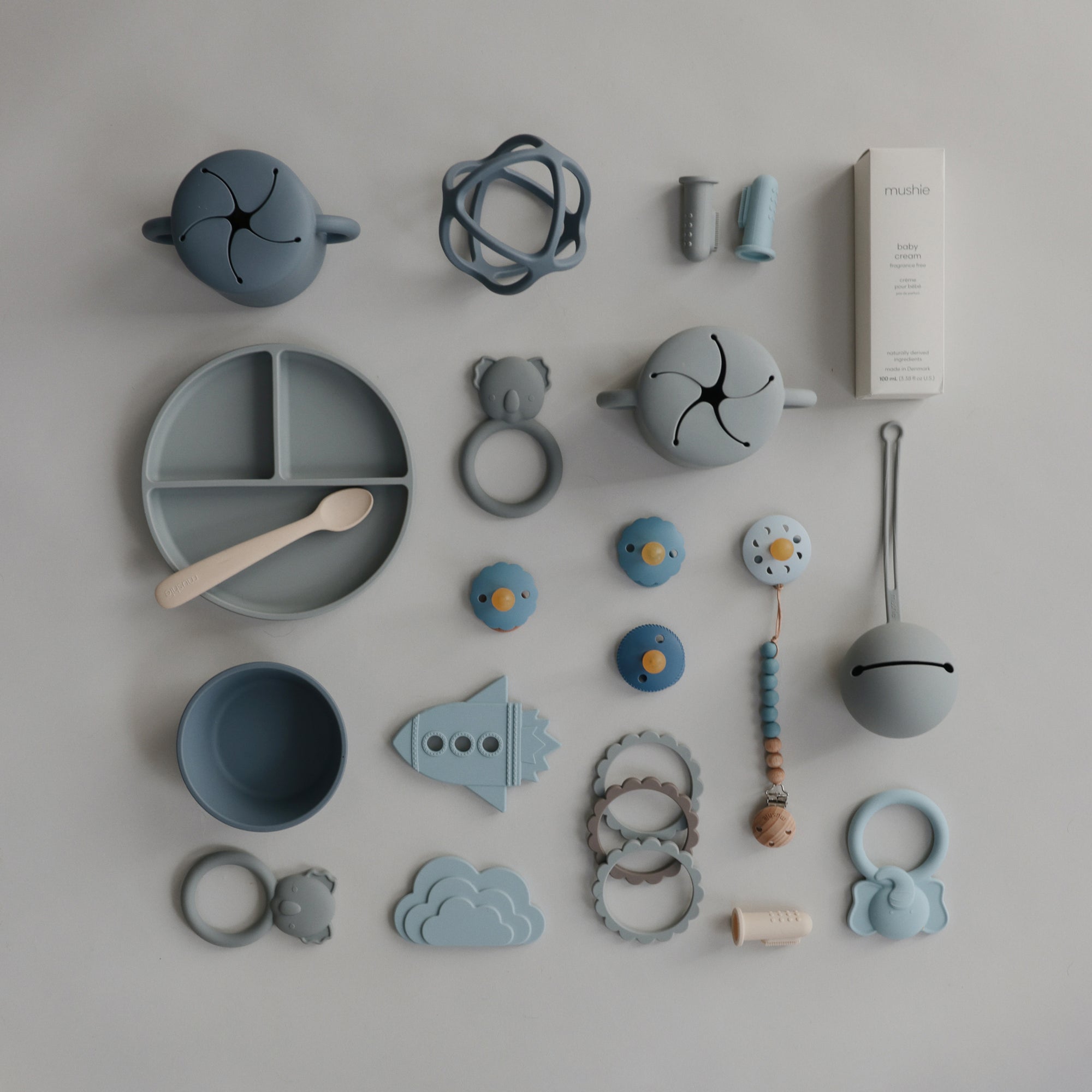 Mushie Silikoninis užkandžių indelis - Pilka - Uogų kopos