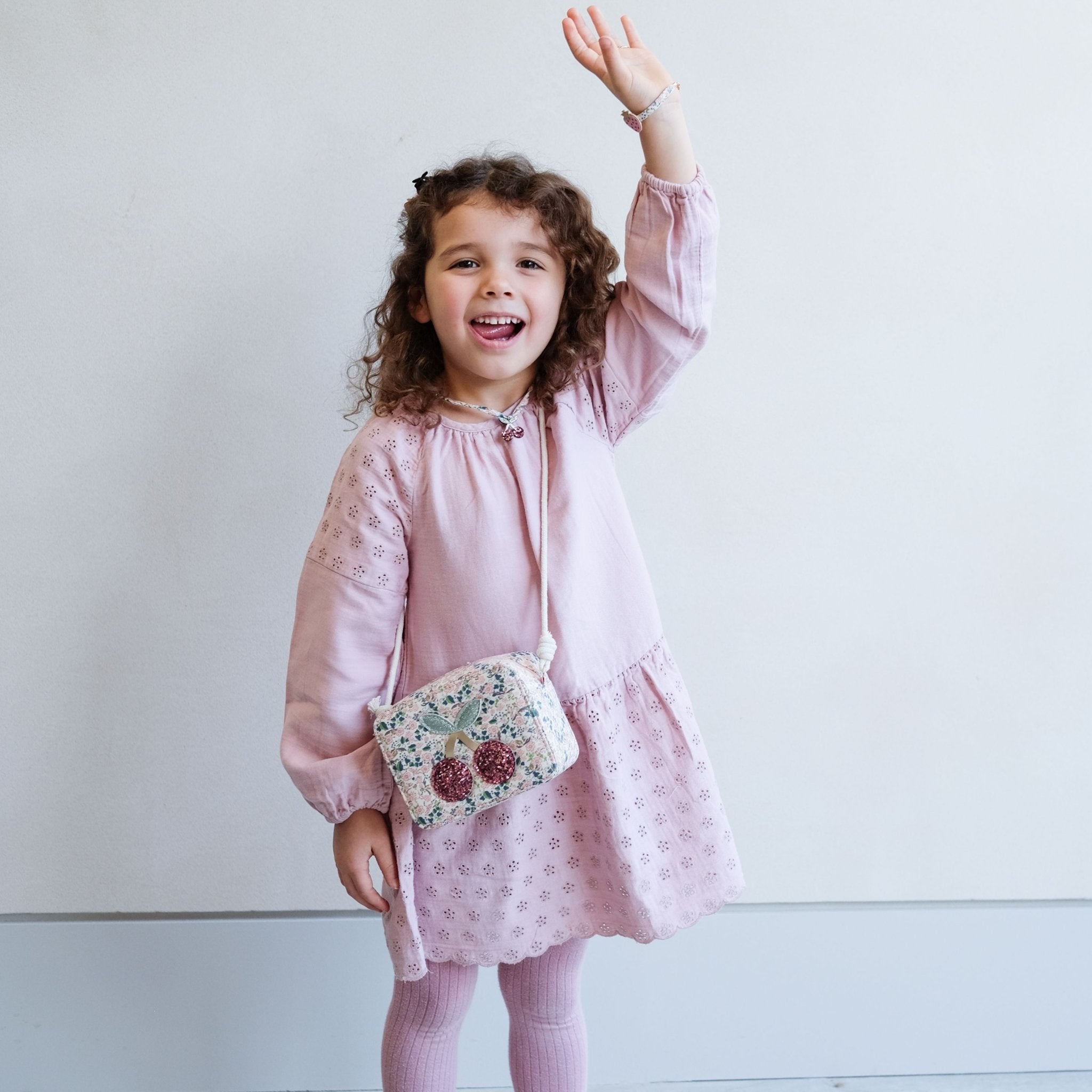 MIMI & LULA Vaikiška rankinė - Floral Cherrie - Uogų kopos