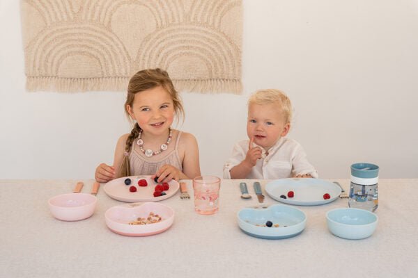 Little Dutch Vaikiškas stalo įrankių rinkinys „Gėlės ir drugeliai“ - Uogų kopos