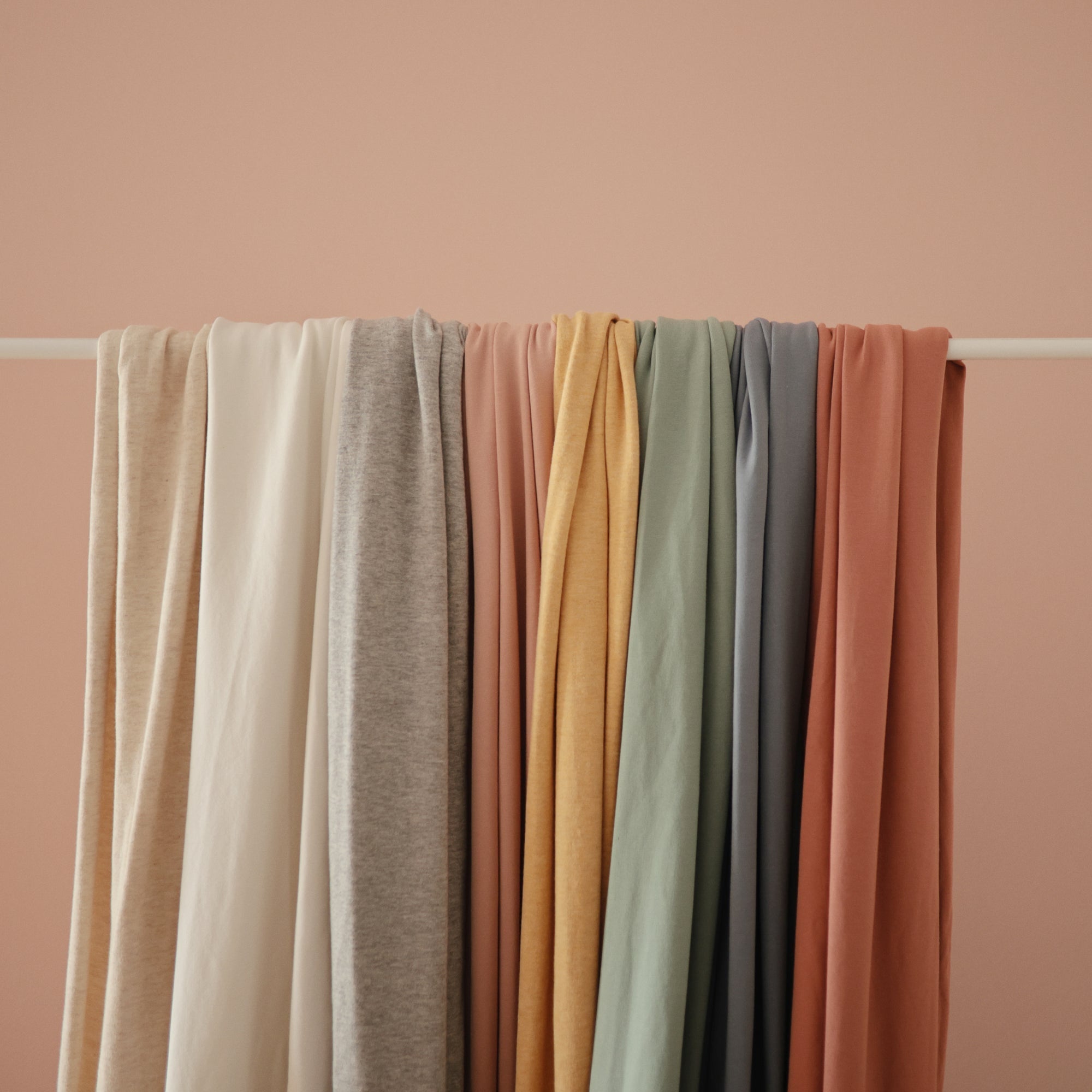 Mushie Vaikjuostė/Nešioklė - Mėlyna - Uogų kopos