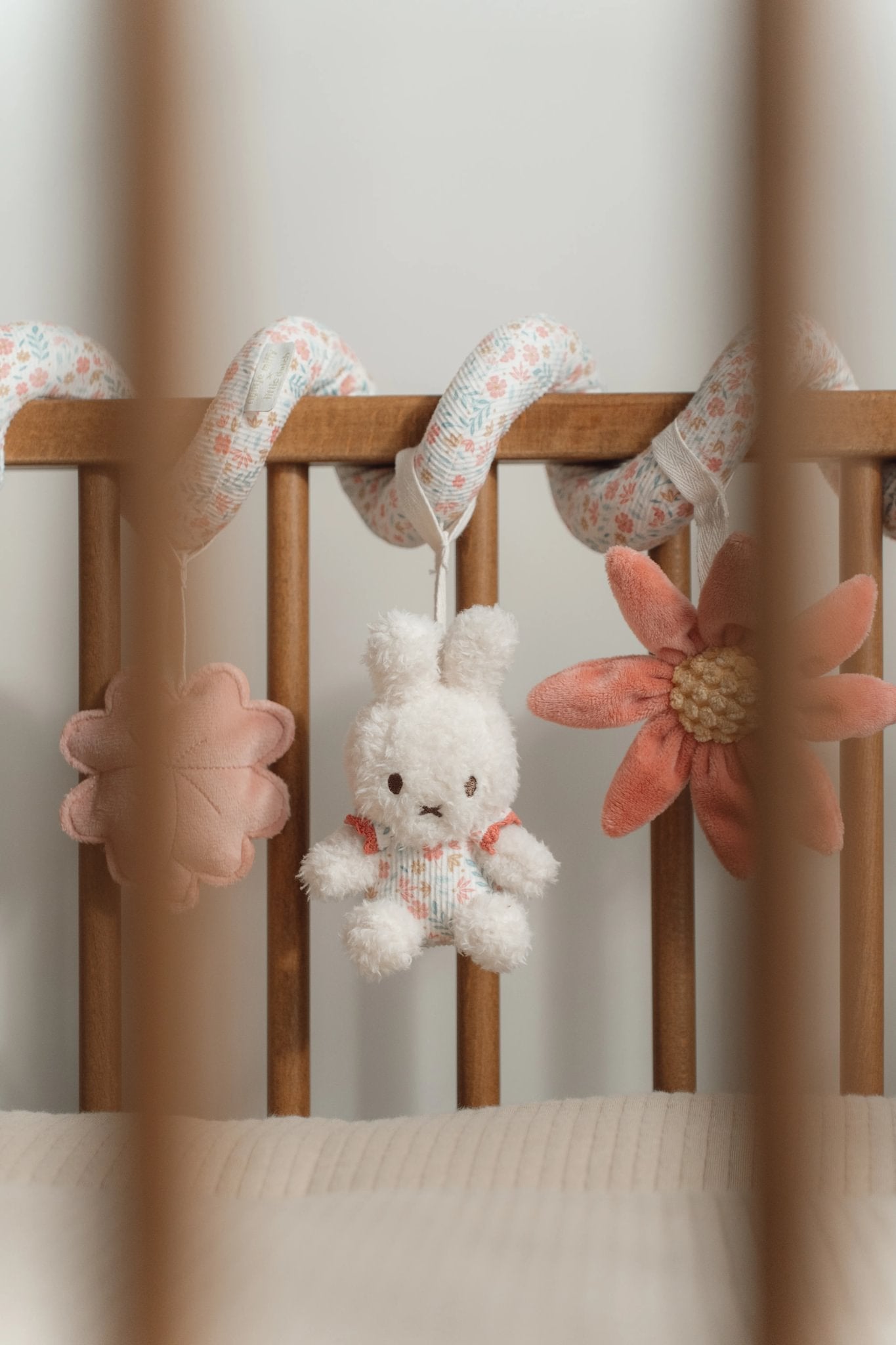 Little Dutch Veiklos spiralė "Lucky Blossom" - Uogų kopos