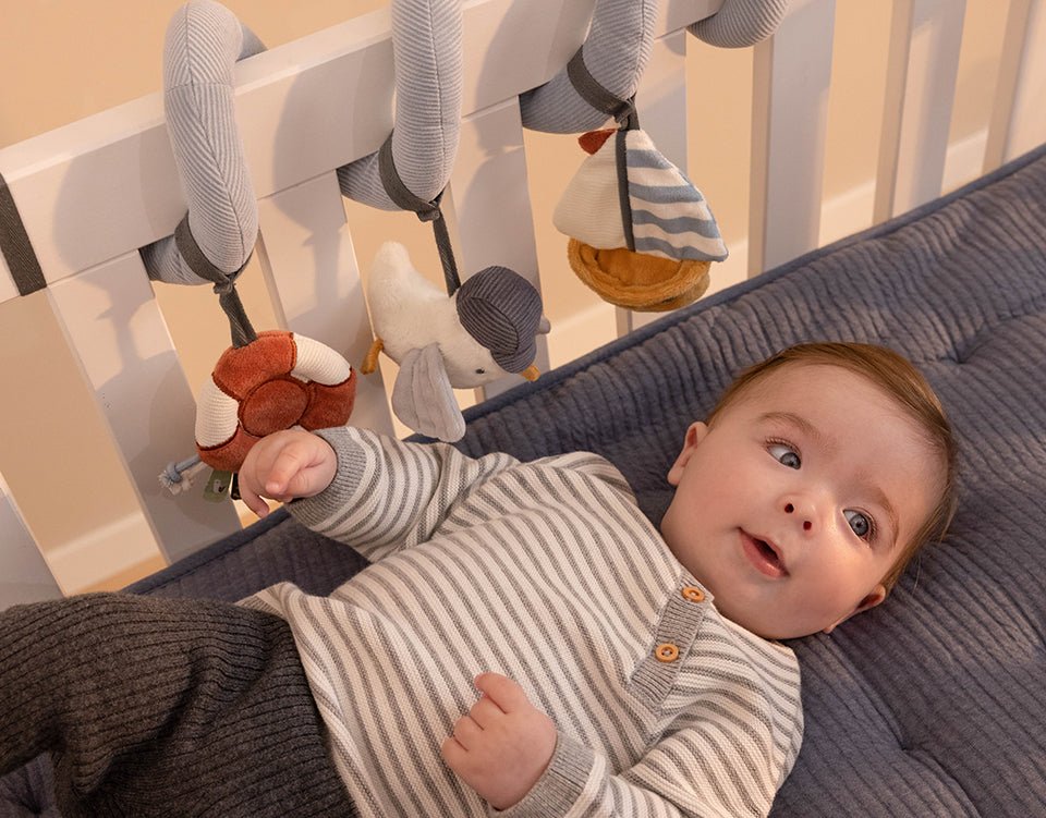 Little Dutch Veiklos spiralė "Sailors Bay" - Uogų kopos