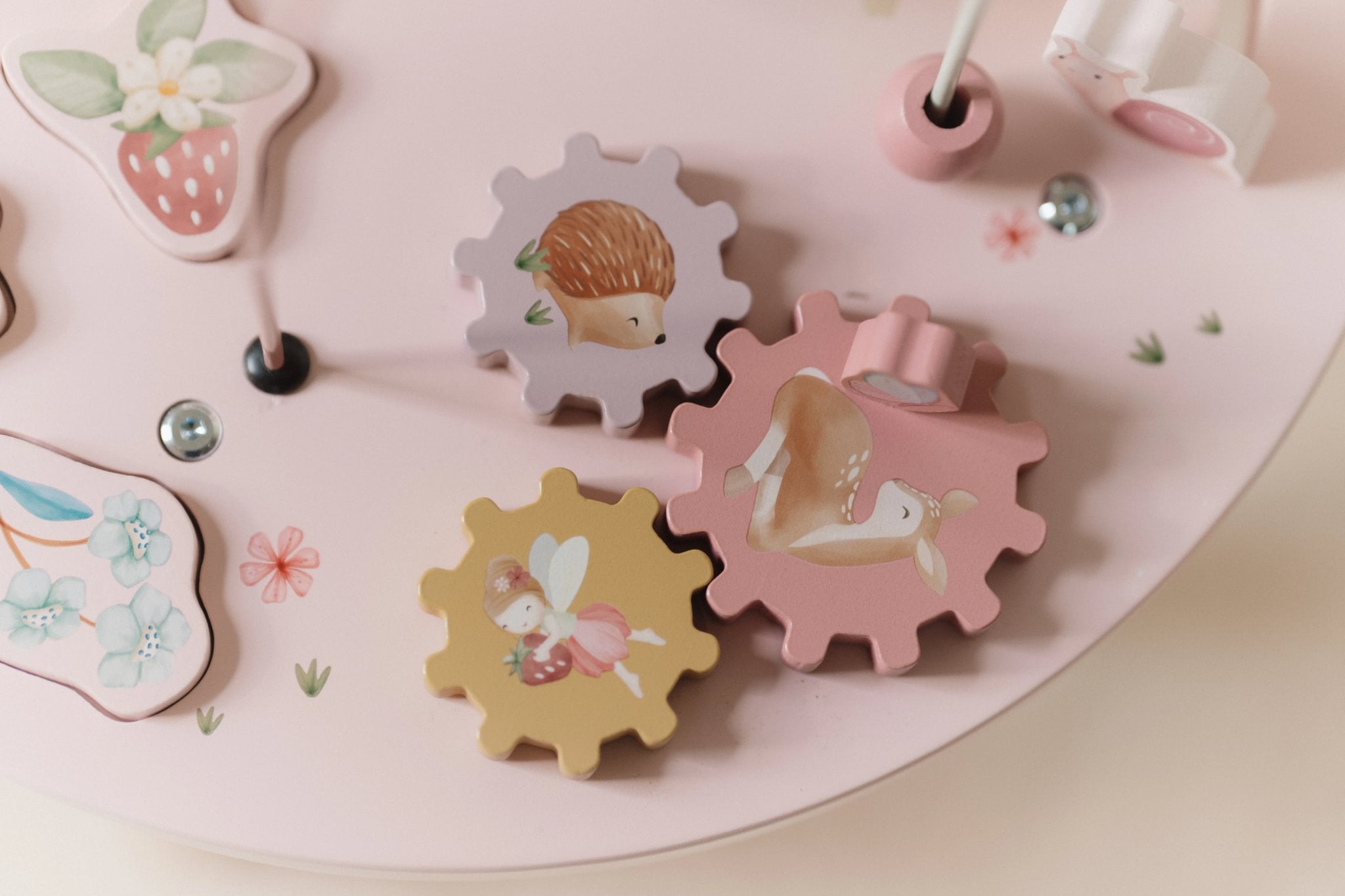 Little Dutch Veiklos stalas „Fairy Garden“ - Uogų kopos