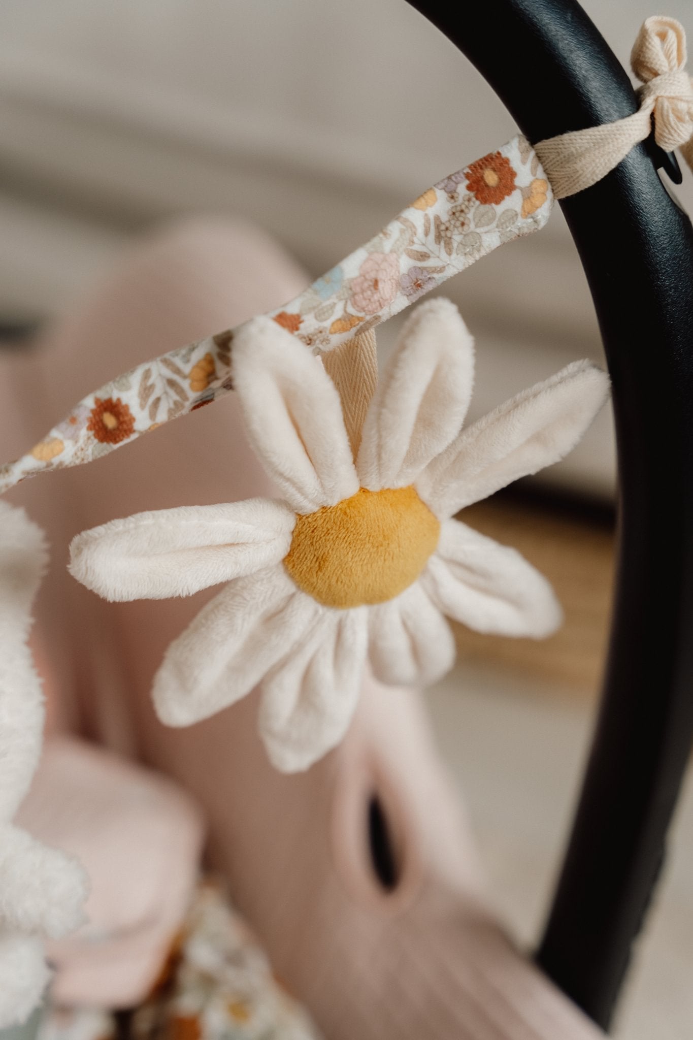 Little Dutch Vežimėlio ir automobilinės kėdutės žaislas „Vintage Little Flowers“ - Uogų kopos