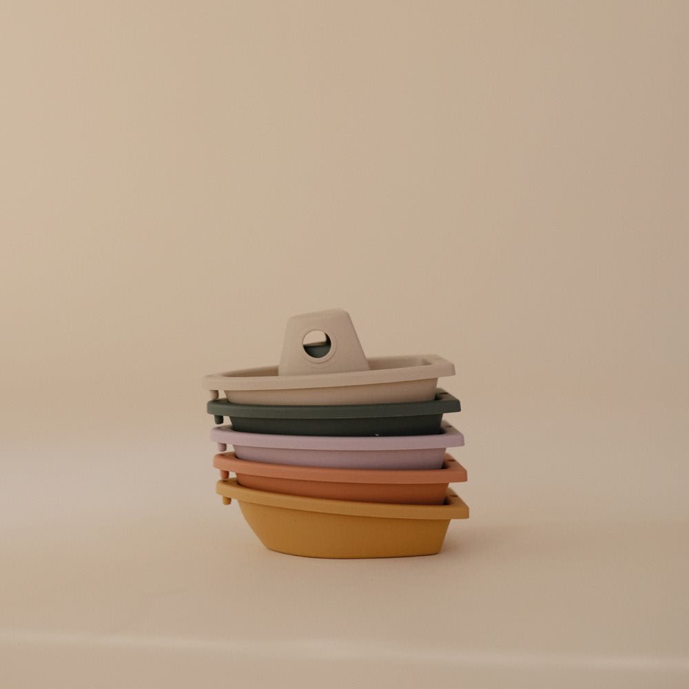 Mushie Vonios žaislų rinkinys - Laiveliai - Uogų kopos