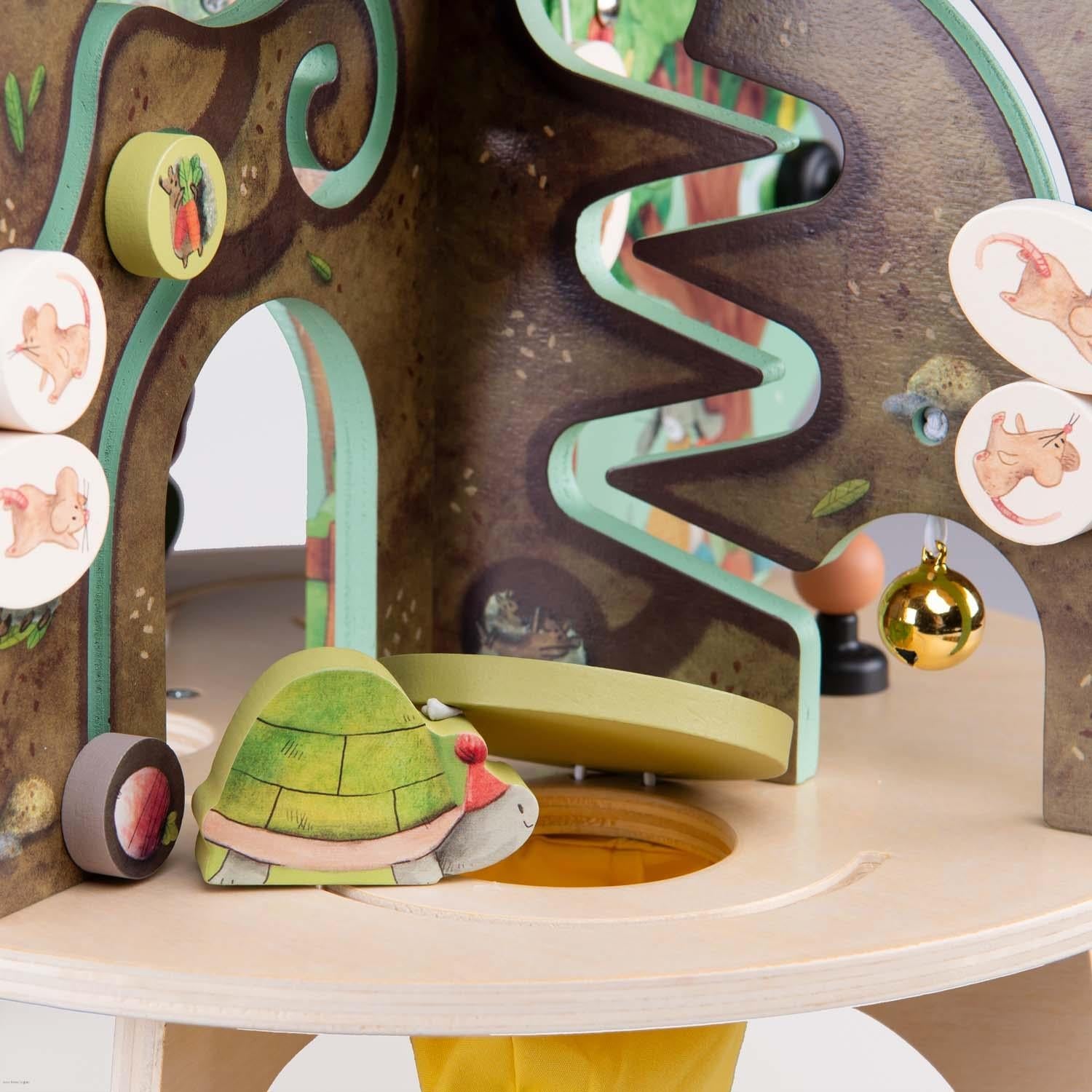 Moulin Roty Daugiafunkcinis sodas „Trys maži triušiukai“ - Uogų kopos