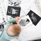 Wee Gallery Dovanų rinkinys naujagimiui - Juoda+Balta - Uogų kopos