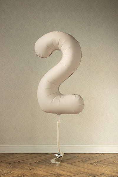 PartyDeco Folinis balionas „Skaičius 2“, 86 cm - Smėlinė - Uogų kopos