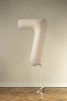 PartyDeco Folinis balionas „Skaičius 7“, 86 cm - Smėlinė - Uogų kopos