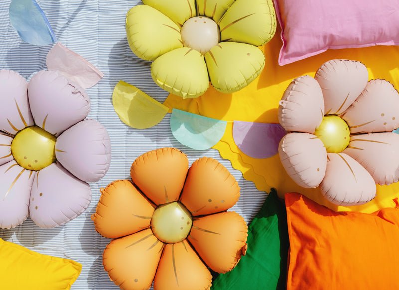 PartyDeco Folinių balionų girlianda „Ramunės“, 65 cm - Uogų kopos