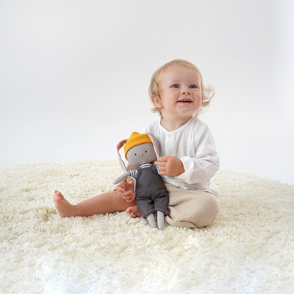 Orange Toys Kiškutis Timmy, pliušinis aisles - Uogų kopos