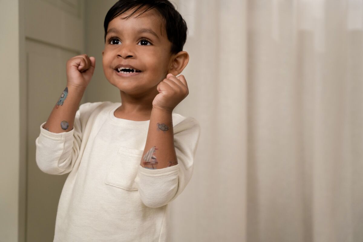 Little Dutch Laikinos tatuiruotės „Džimas ir draugai" - Uogų kopos