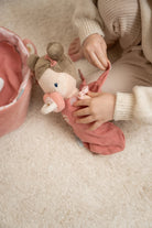 Little Dutch Lėlė/kūdikis "Rosa" su krepšeliu ir priedais - Uogų kopos