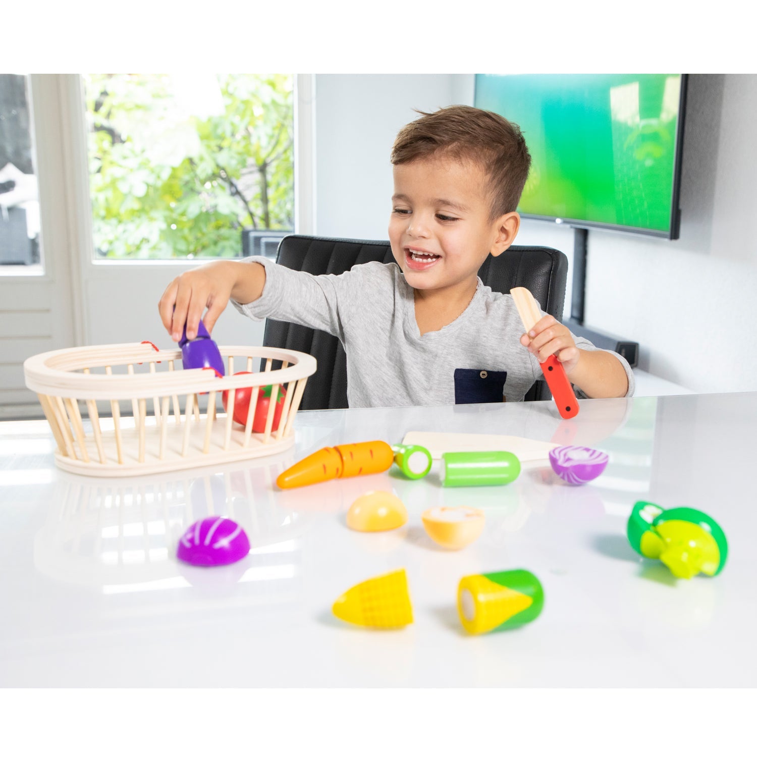 New Classic Toys Medinis pjaustymo rinkinys - daržovių krepšelis - Uogų kopos
