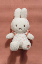 Little Dutch Pliušinis triušiukas 20cm - Lucky Blossom - Uogų kopos