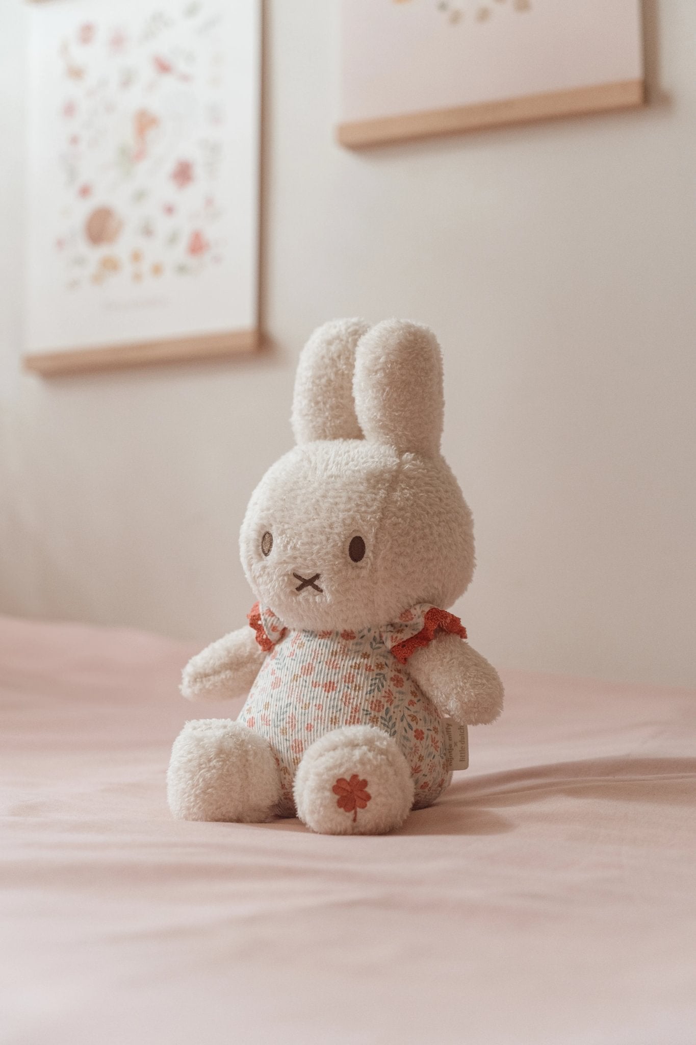Little Dutch Pliušinis triušiukas 30cm - Lucky Blossom - Uogų kopos